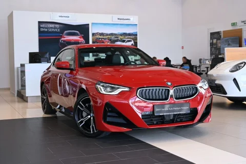 230i