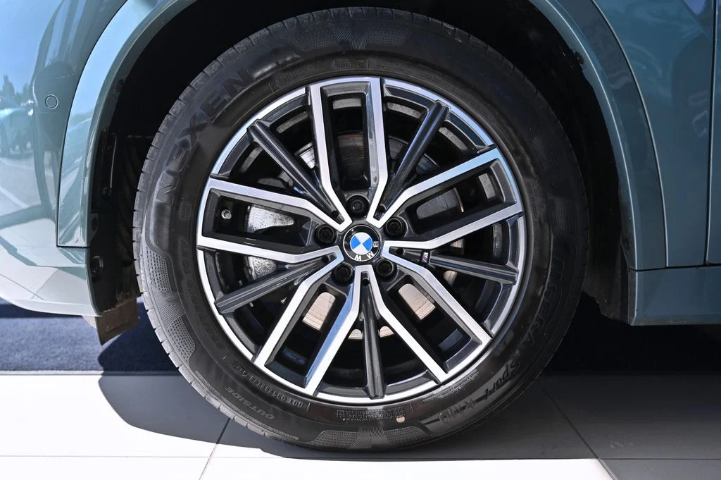 X1 xDrive23d