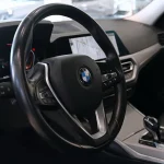 318i