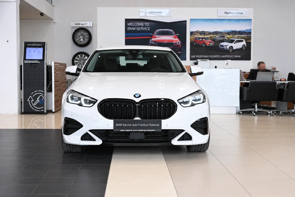 218d