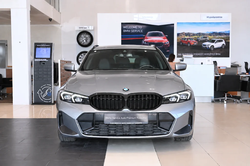 318d