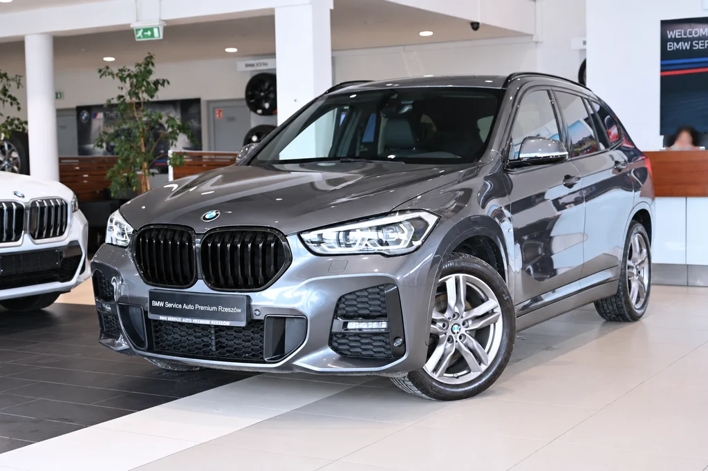 X1 sDrive 18i