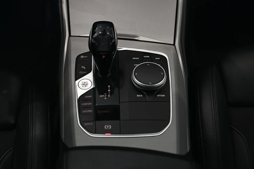 318i