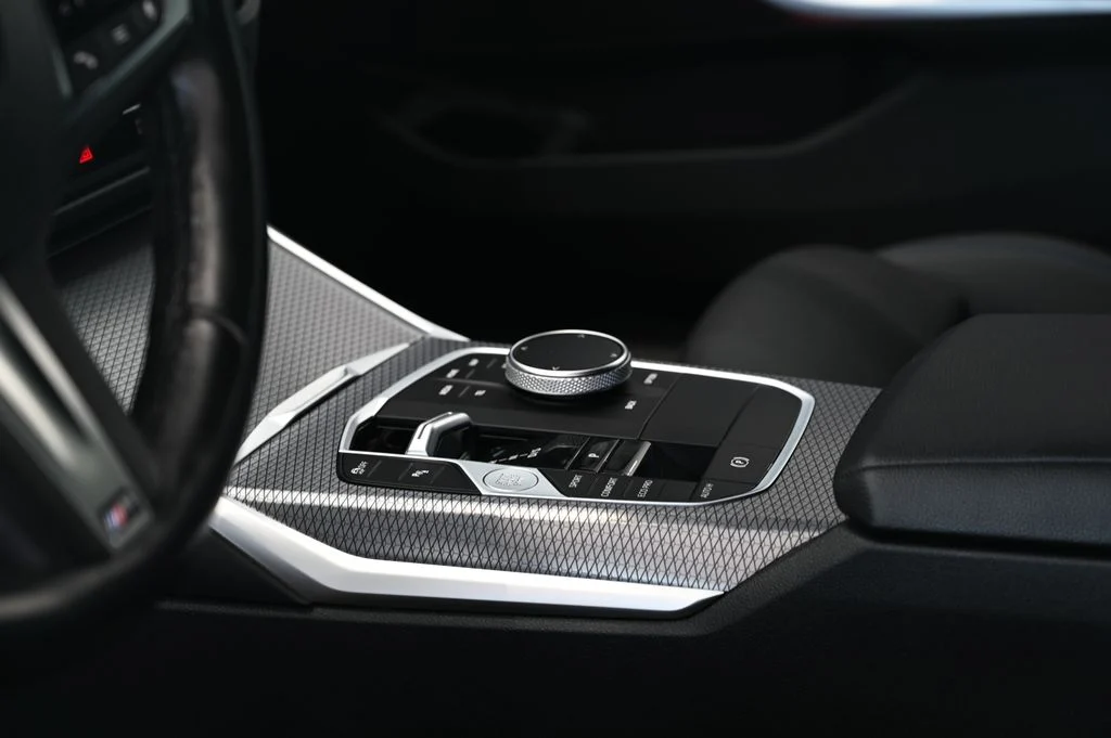 318d